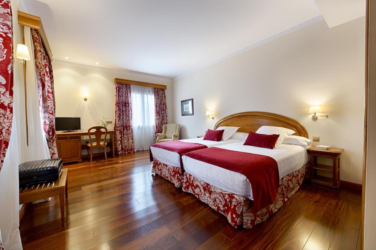 Azz Penafiel Las Claras Hotel & Spa 외부 사진