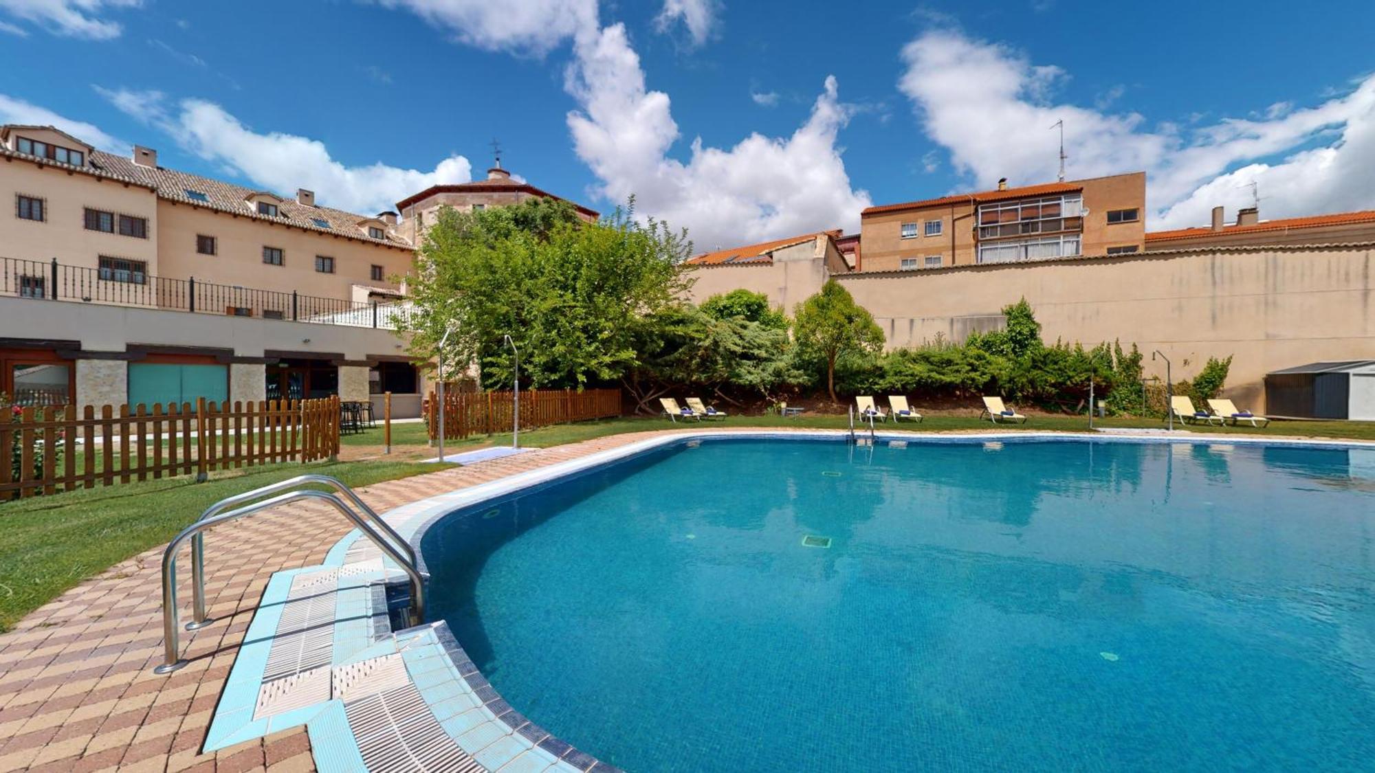 Azz Penafiel Las Claras Hotel & Spa 외부 사진