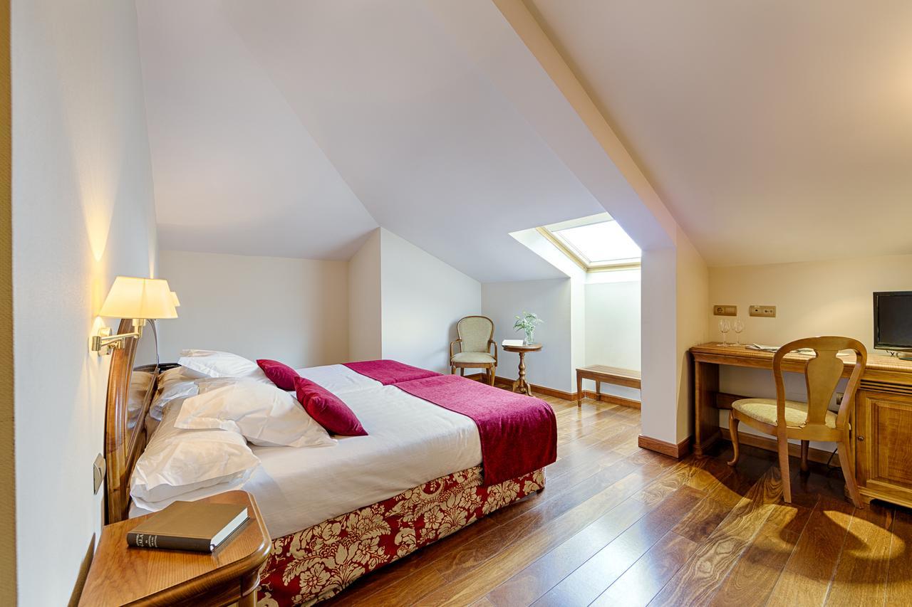 Azz Penafiel Las Claras Hotel & Spa 외부 사진