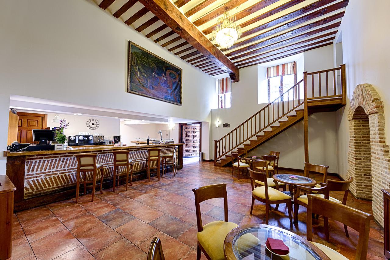 Azz Penafiel Las Claras Hotel & Spa 외부 사진