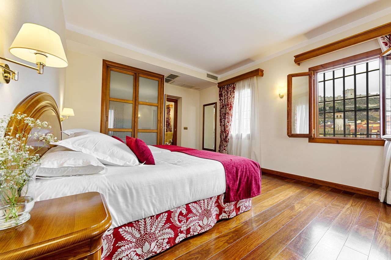 Azz Penafiel Las Claras Hotel & Spa 외부 사진