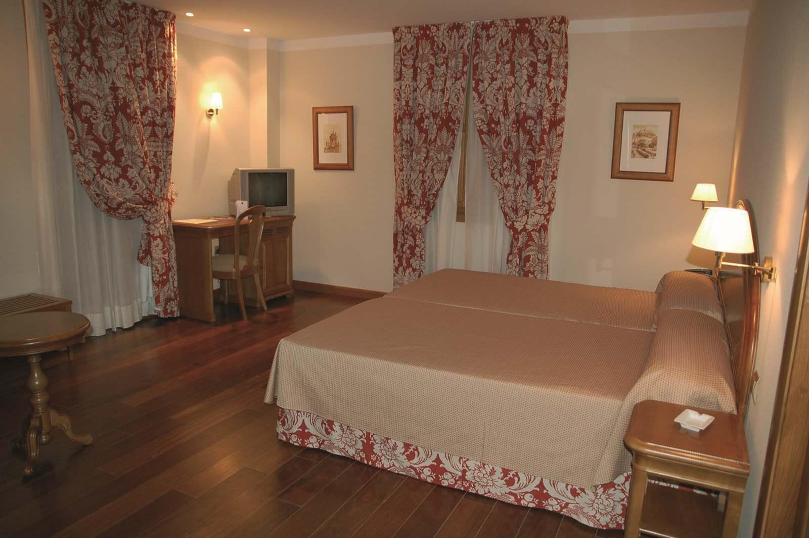 Azz Penafiel Las Claras Hotel & Spa 객실 사진